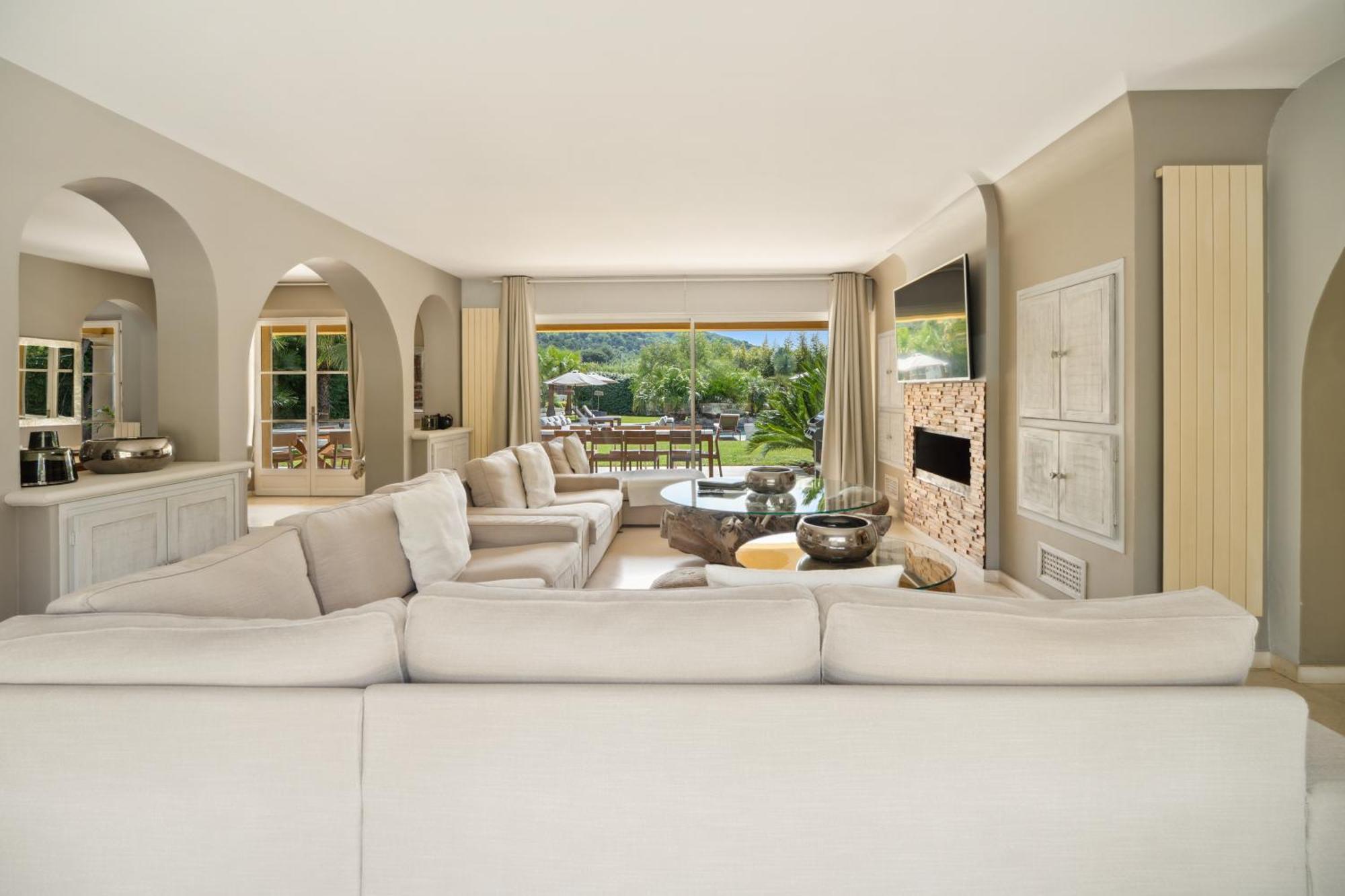Grande Villa St-Tropez Area Avec Piscine Chauffee Gassin Exterior photo